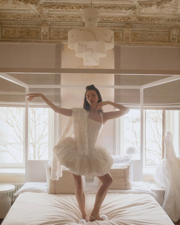 The Best Bridal Hairstyles for Every Wedding Dress Neckline & Silhouette