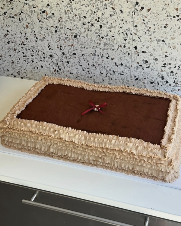 40 Irresistible Chocolate Brown Wedding Cakes and Desserts