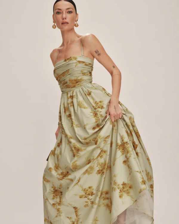 25 Stylish Dresses Perfect for a Chic Countryside Ranch Wedding