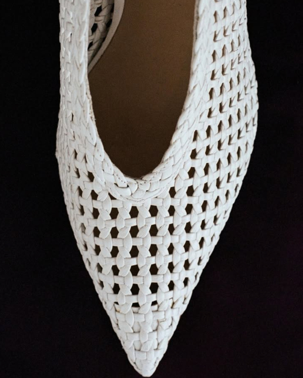 35 Ocean-Inspired Accessories to Complete Your Beach Bridal Look