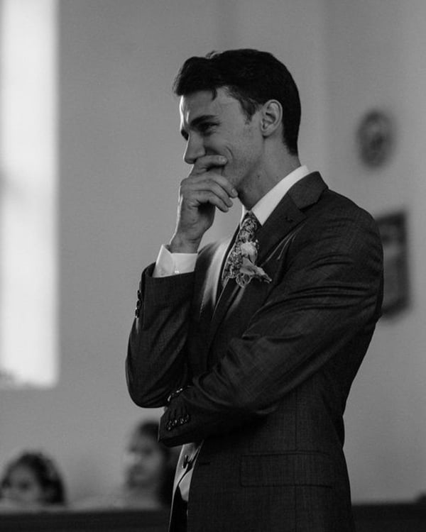 10 Must-Have Ceremony Photos According to Top Photographers