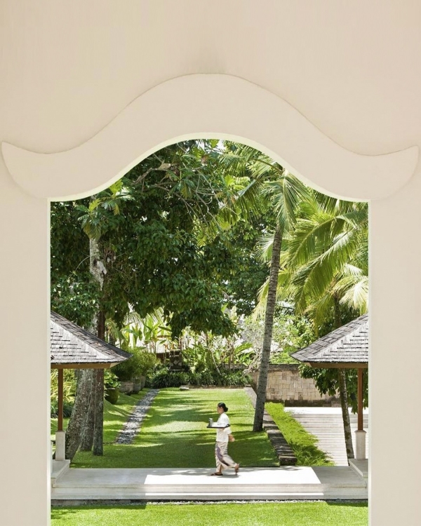 7 Luxe Bali Resorts for Your Dream Tropical Honeymoon