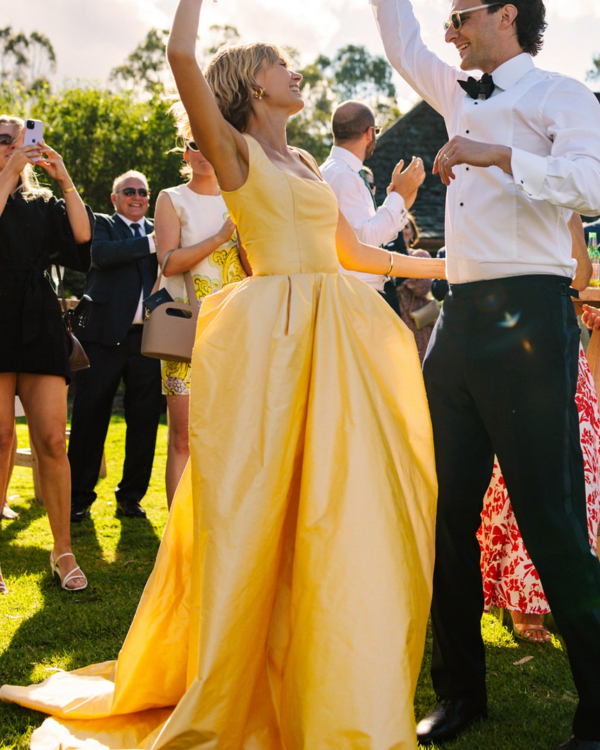 Splitting the Wedding Bill: Who Pays for What in Modern Weddings?