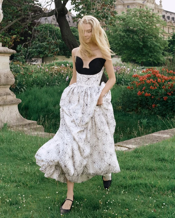 How to Set a Wedding Dress Code — photo 1