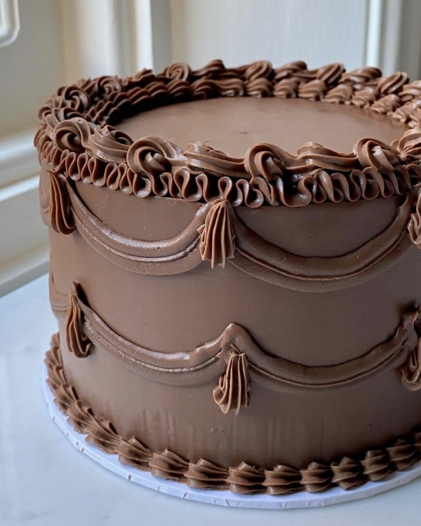40 Irresistible Chocolate Brown Wedding Cakes and Desserts