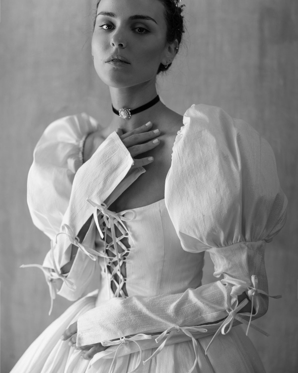 The Chicest Looks & Trends from the Spring '26 Bridal Collections