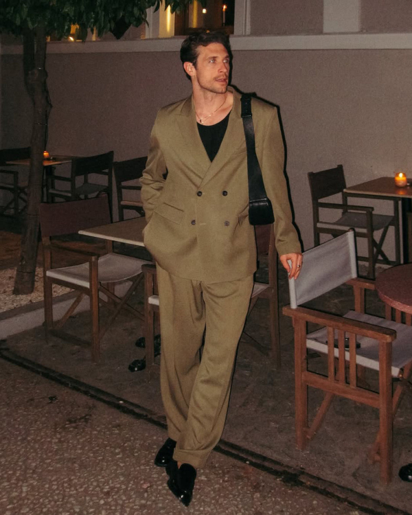 Fashion Influencers to Follow for Effortlessly Cool Event Wear Inspiration