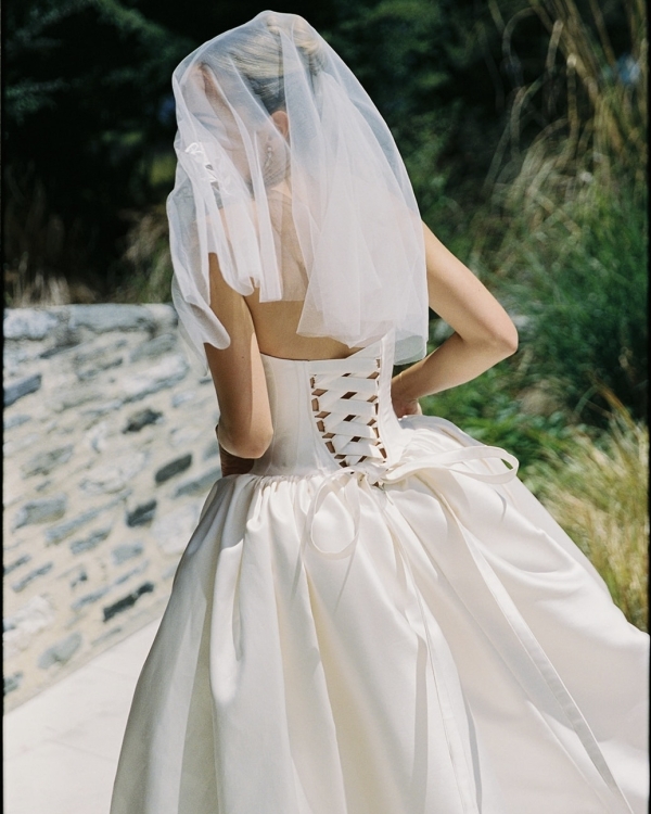 A High-End Wedding Amongst New Zealand's Cinematic Mountains