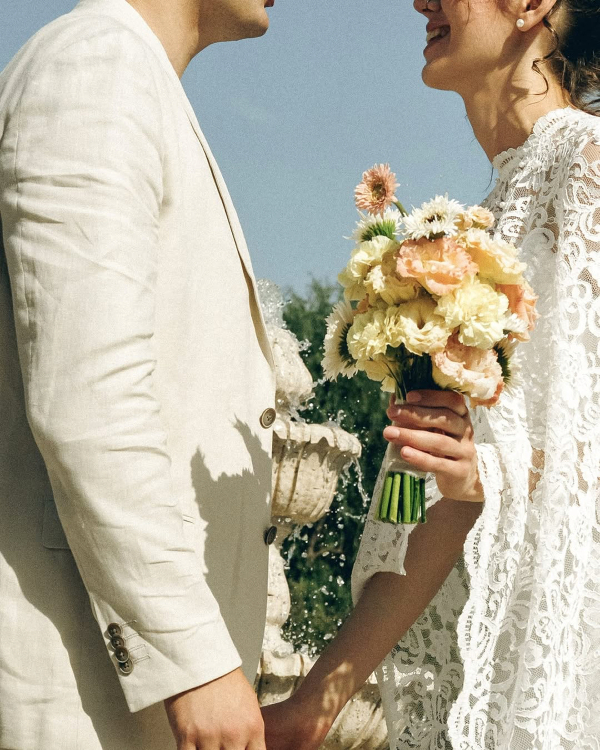 Pre-Wedding Jitters? What’s Totally Normal—and What's Not