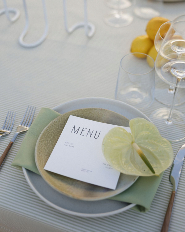 40 Creative Decor Ideas for a Tropical Wedding