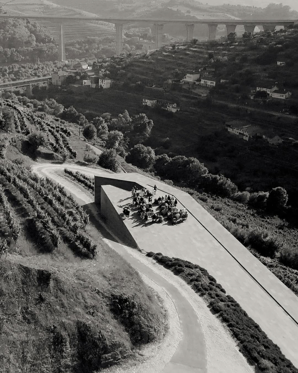 7 Key Ingredients for a Fashion-Forward Editorial Wedding Style