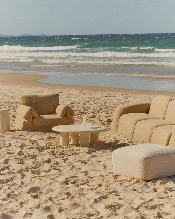 40 Creative Decor Ideas for a Tropical Wedding