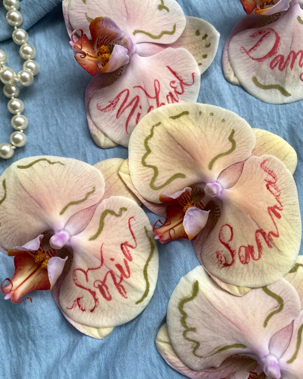 40 Creative Decor Ideas for a Tropical Wedding