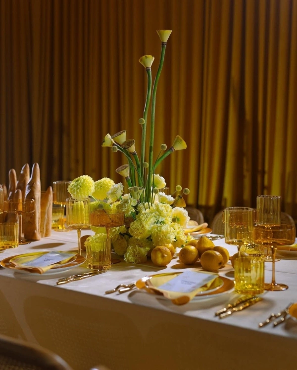 Trend: Yellow Event Design — photo 1