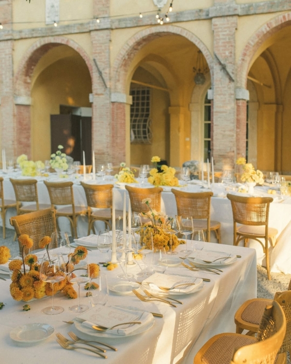 Trend: Yellow Event Design