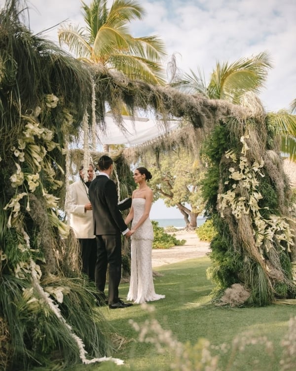 10 Must-Have Ceremony Photos According to Top Photographers