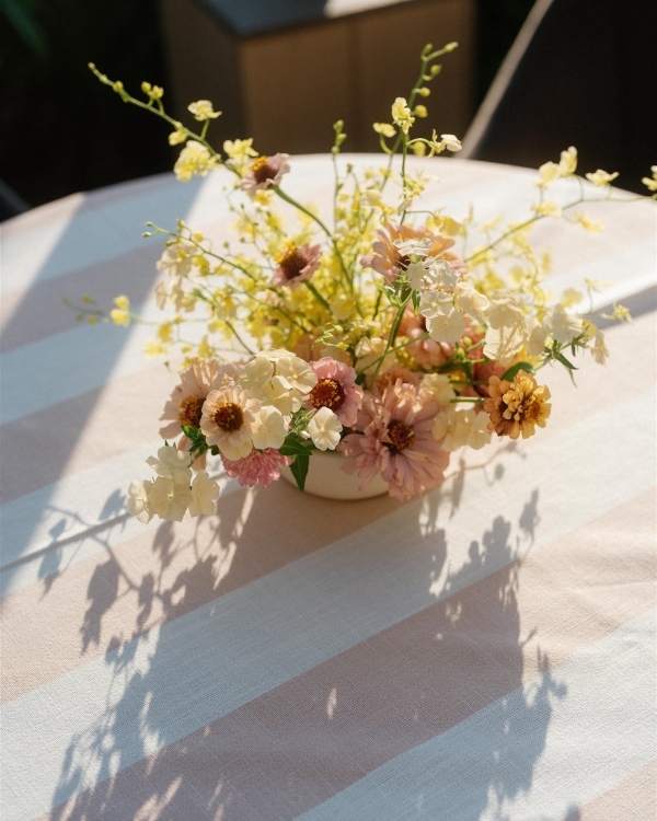 A Colorful & Relaxed Vintage Celebration in The Berkshires