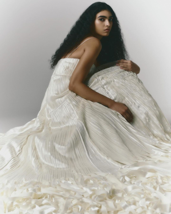 The Ultimate Hair & Beauty Guide for Beach Weddings