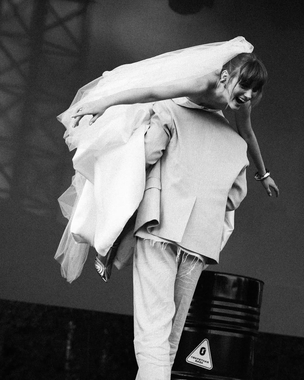 Pre-Wedding Jitters? What’s Totally Normal—and What's Not