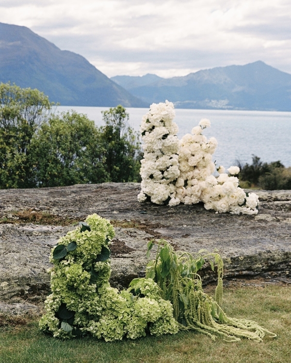 A High-End Wedding Amongst New Zealand's Cinematic Mountains
