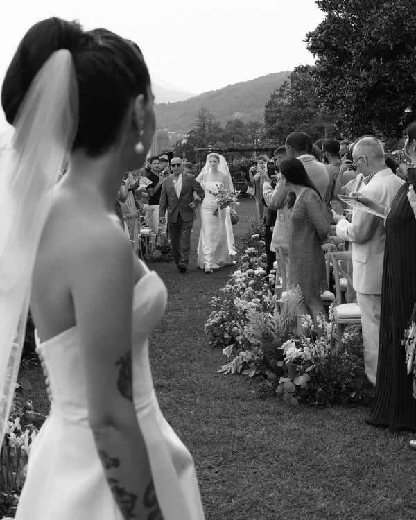 10 Must-Have Ceremony Photos According to Top Photographers