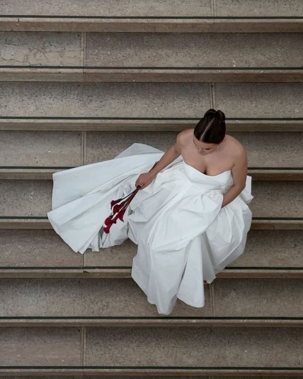 Here's Why Every Couple Needs a Wedding Content Creator