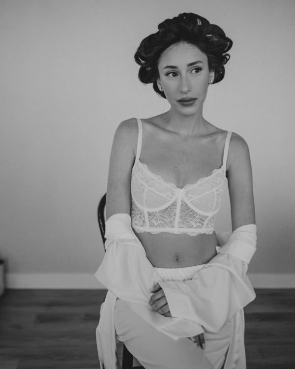 A Timeless Seaside Wedding on the Mediterranean Coast