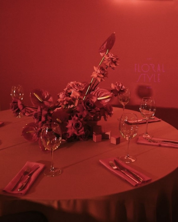 Trend: Colorful Tablecloths