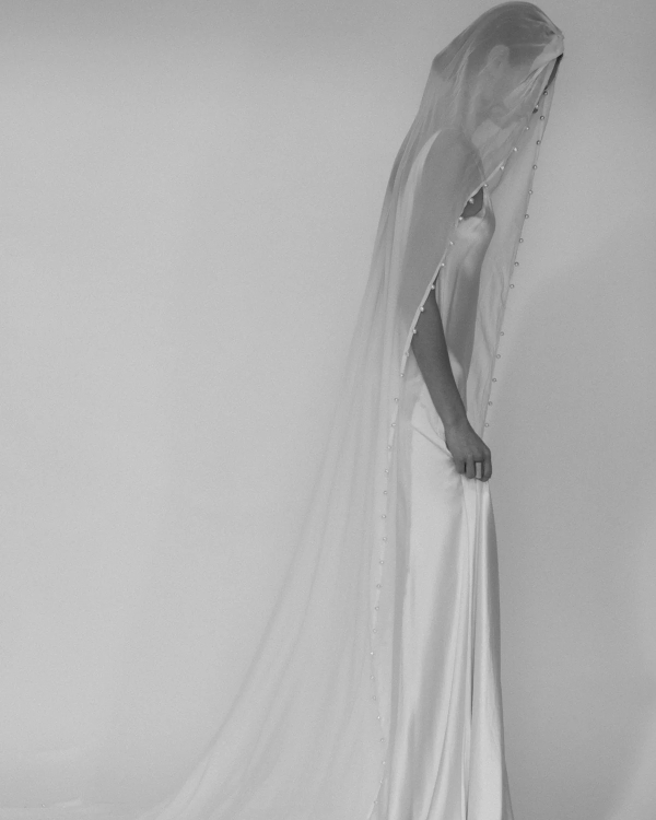 The Best Veils for Every Wedding Dress Style & Silhouette