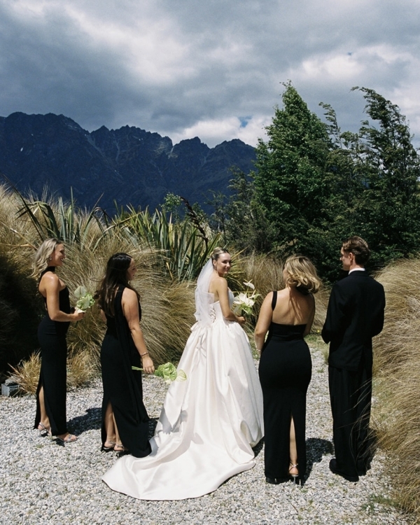 A High-End Wedding Amongst New Zealand's Cinematic Mountains