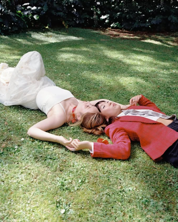 10 Must-Listen Relationship Podcasts Everyone’s Talking About