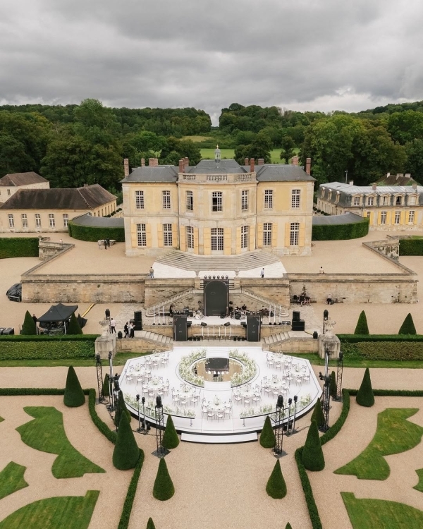 12 Romantic Wedding Venues That Look Straight Out of Pride & Prejudice