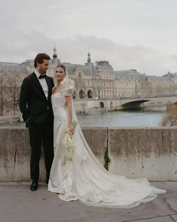 40 French Songs to Soundtrack Your Dream Wedding in France — photo 2