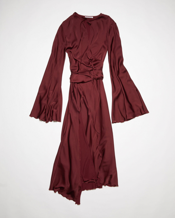 16 Best Bridesmaid Outfit Ideas | Unique, Creative Maid of Honor Dress Ideas