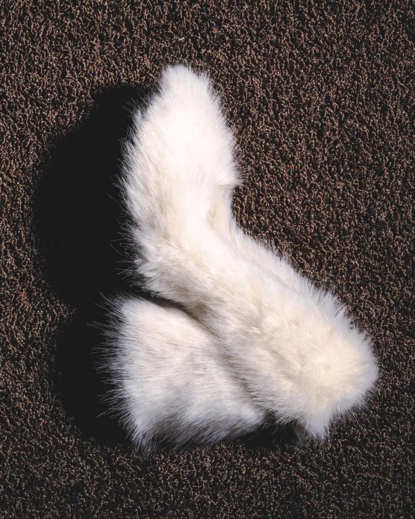 Fluffy Shoes for a Winter Wedding — photo 2
