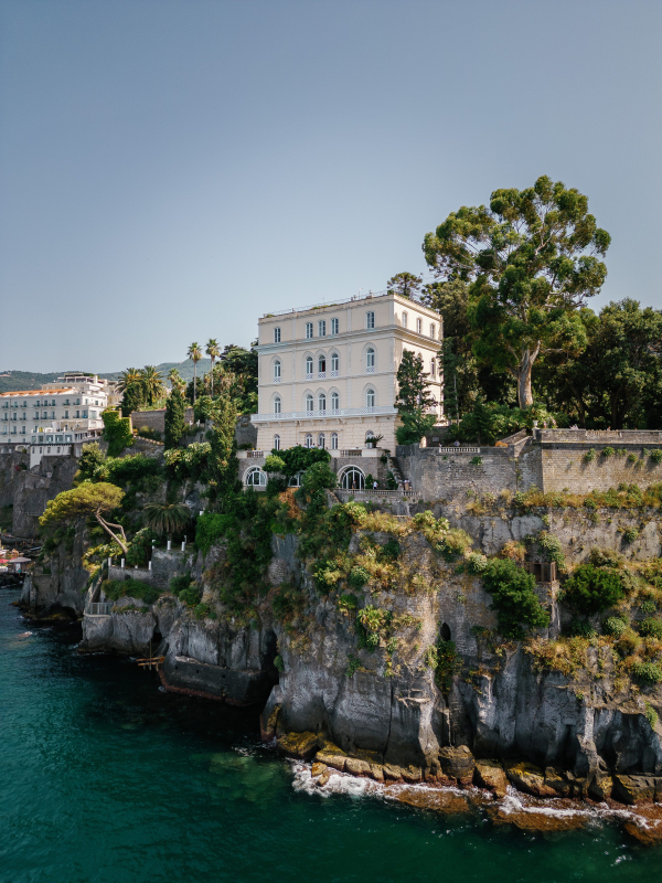 Villa Astor Luxury Wedding | Fairytale Wedding Inspiration