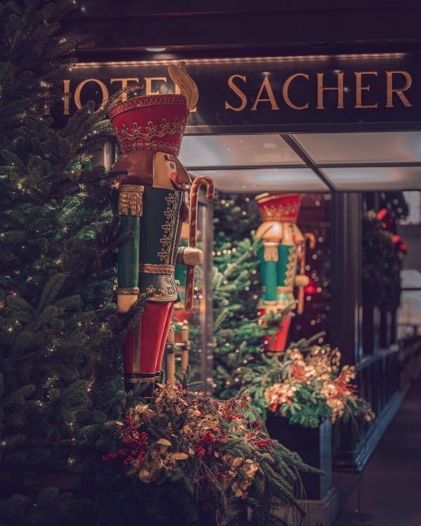 7 Best Christmas Markets in Europe 2023 | When Do Largest Christmas Markets Start | Top of the Trips