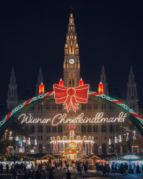 7 Best Christmas Markets in Europe 2023 | When Do Largest Christmas Markets Start | Top of the Trips