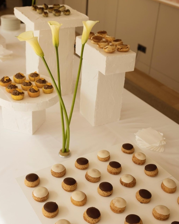 10 Major Wedding Cake Trends for 2025