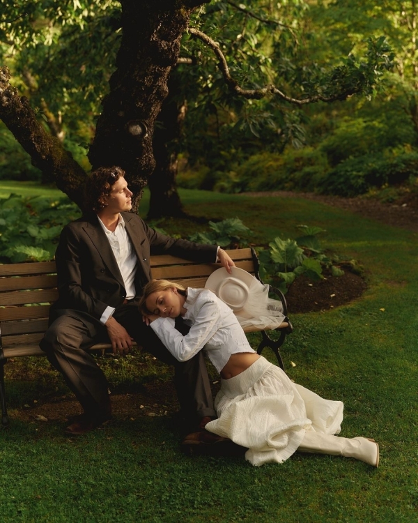 Why & When to Consider Couples Therapy?