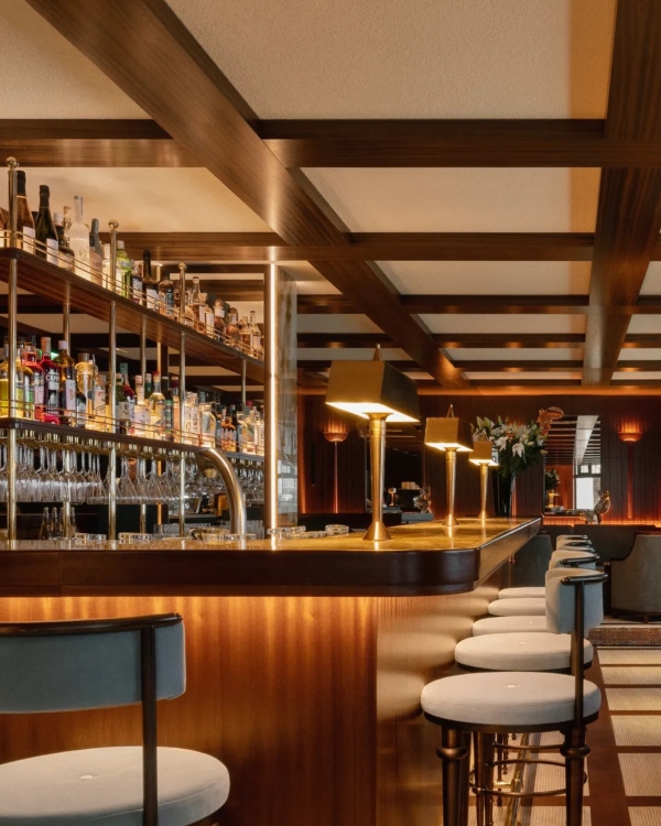 10 Romantic New Hotels in Paris View