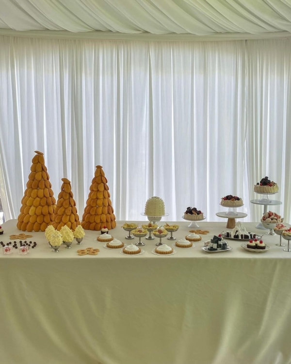 10 Major Wedding Cake Trends for 2025