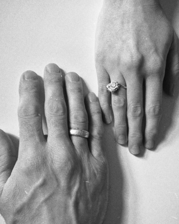 7 Must-Know Tips for a Memorable Holiday Proposal