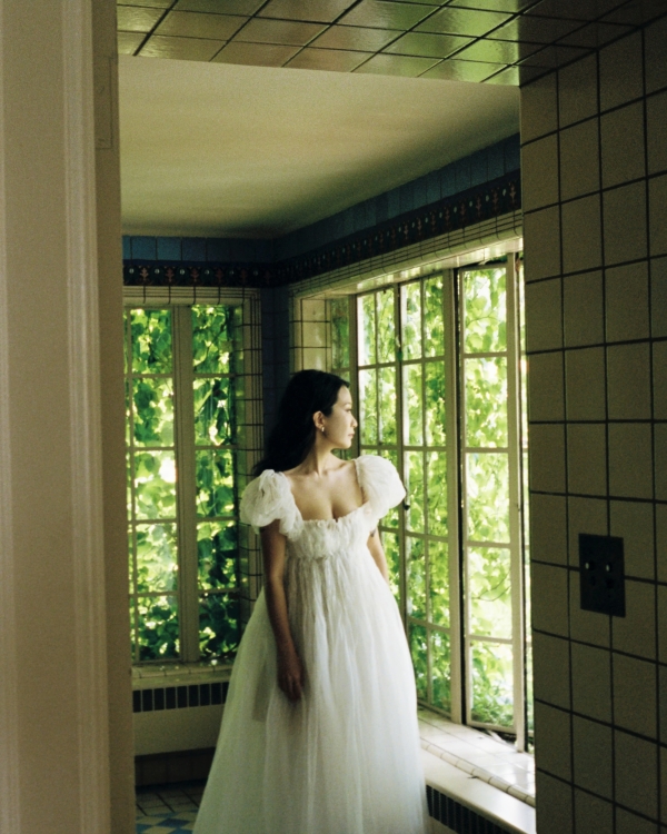 An Enchanting Wedding Amongst a Classic Manor Garden