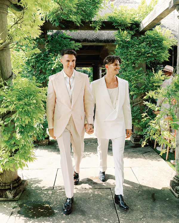 An Enchanting Manor Wedding in the English Countryside