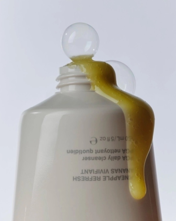 6 Tips to Keep Your Skin Hydrated and Glowing This Winter