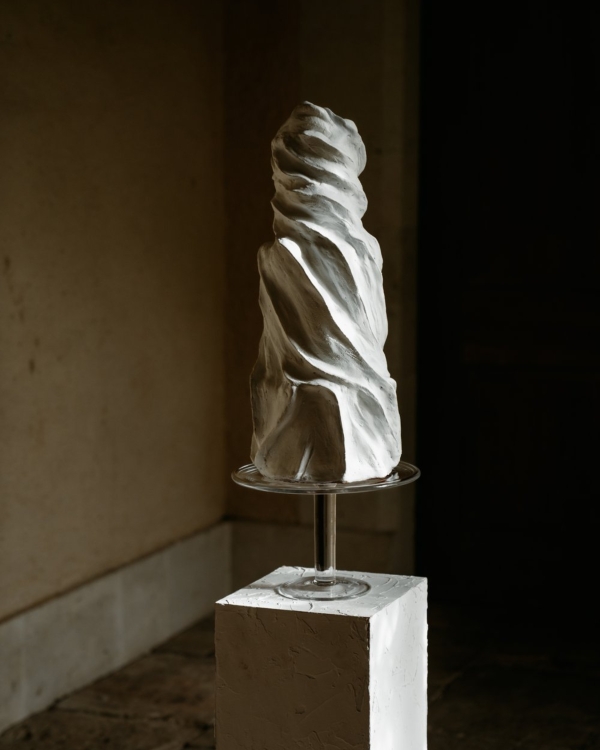 10 Major Wedding Cake Trends for 2025