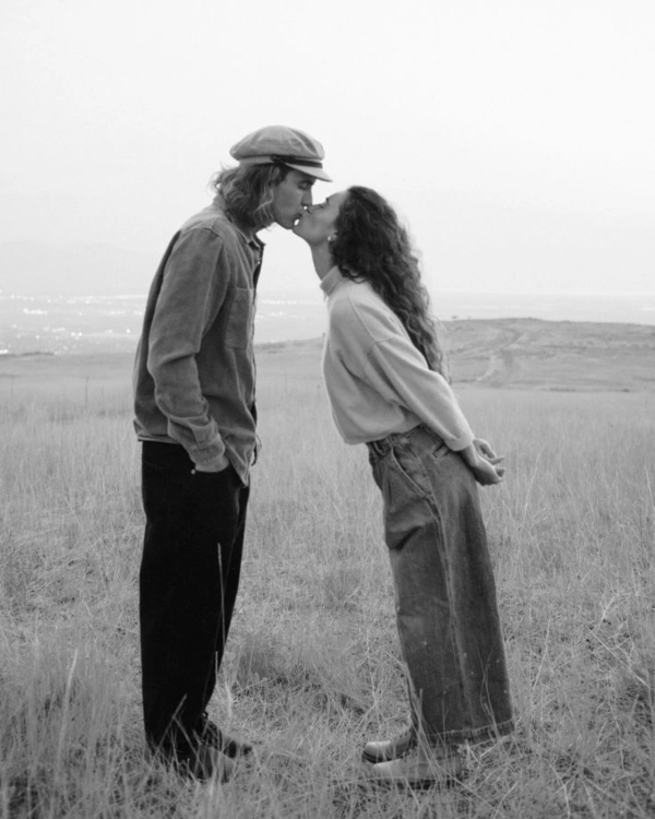 7 Tips for Sustaining a Long Distance Relationship — photo 2