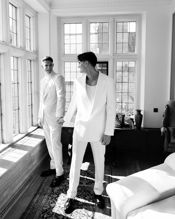 An Enchanting Manor Wedding in the English Countryside