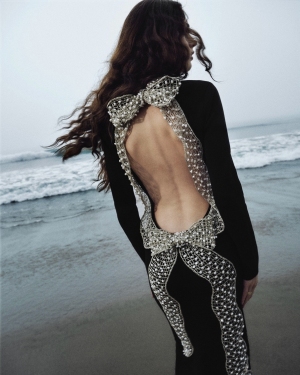 40 Standout Christmas Party Outfits for 2024 | Trendy Xmas Party Looks for Women